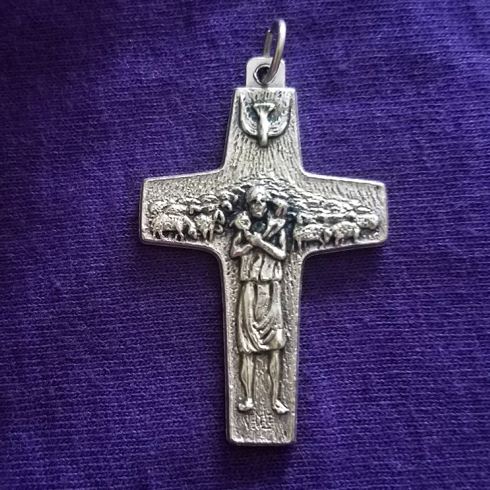 NWOT Vedele Pope Francis pectoral cross